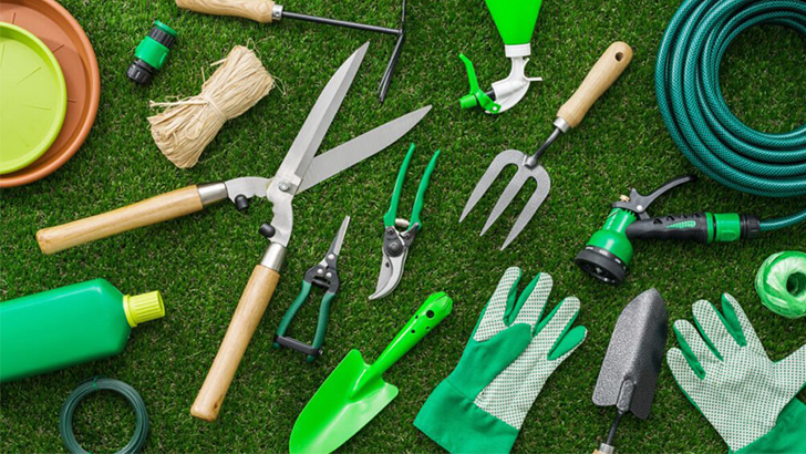Pouvez-vous nommer ces outils de jardinage essentiels ?