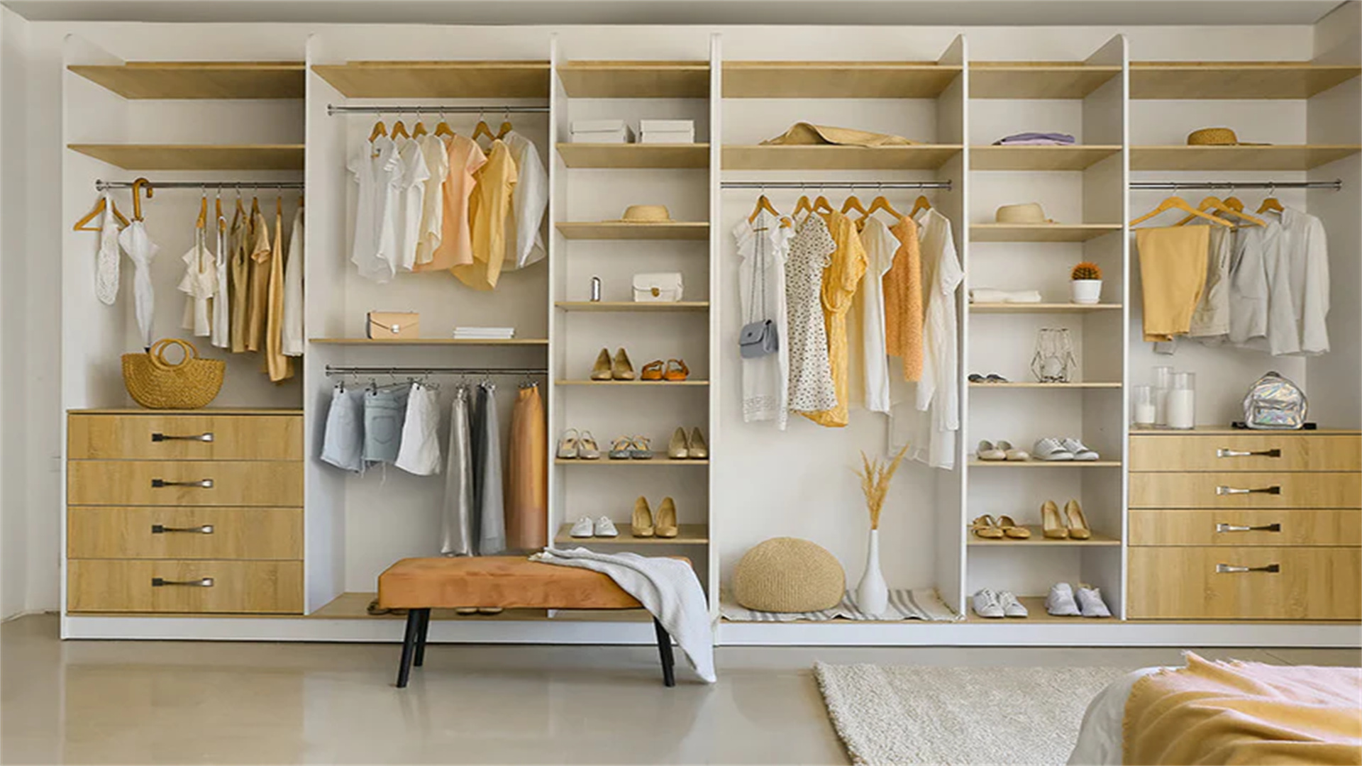10 Clever Ways to Organize Your Closet and Maximize Space