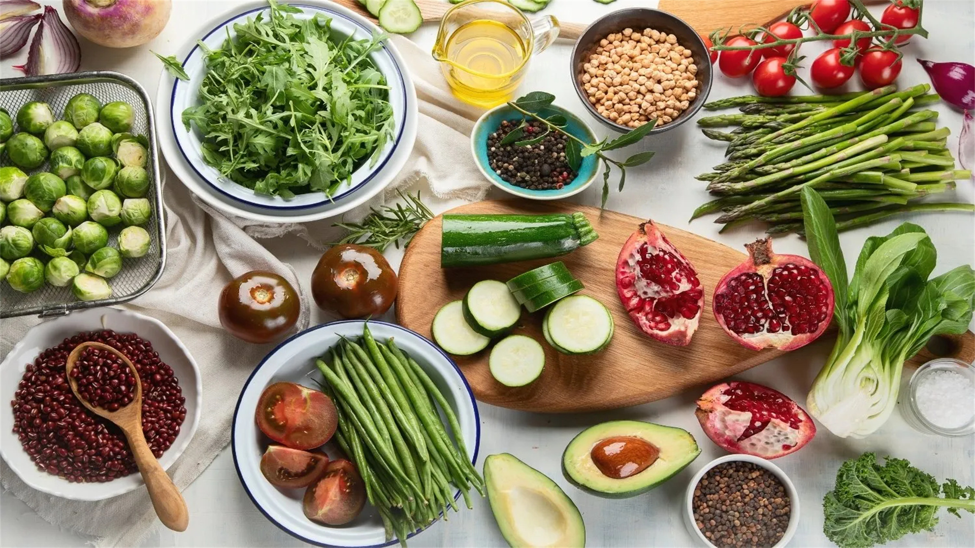 Cooking with Seasonal Ingredients: Tips and Recipes