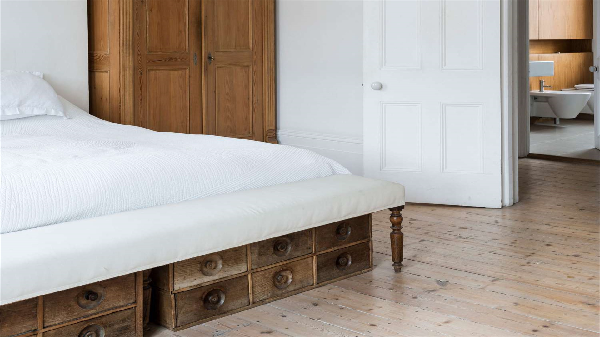 Thrifty DIY Solutions to Create Hidden Storage in Limited Living Areas